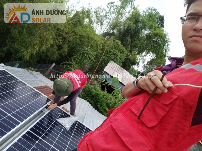 Lap-dien-mat-troi-Chau-Thanh-Tien-Giang-1