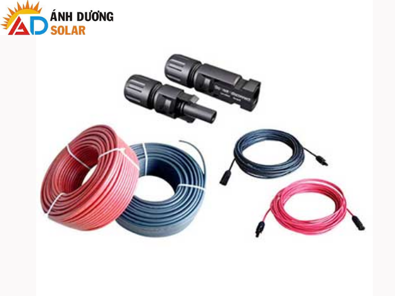 Phu-kien-lăp-dien-mat-troi