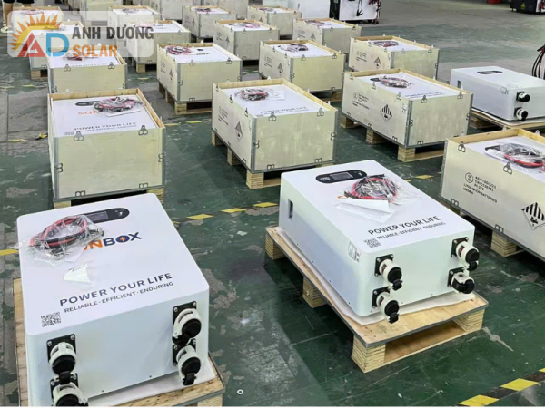 sunbox-51-2v-300ah-11