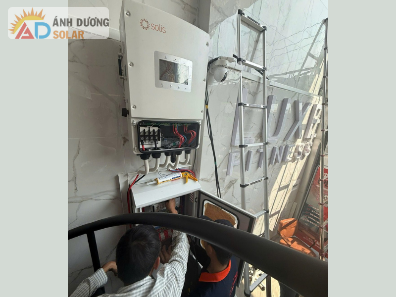 du-an-20kwp-luu-tru-30kwh-phong-gym-luxe-fitness-1