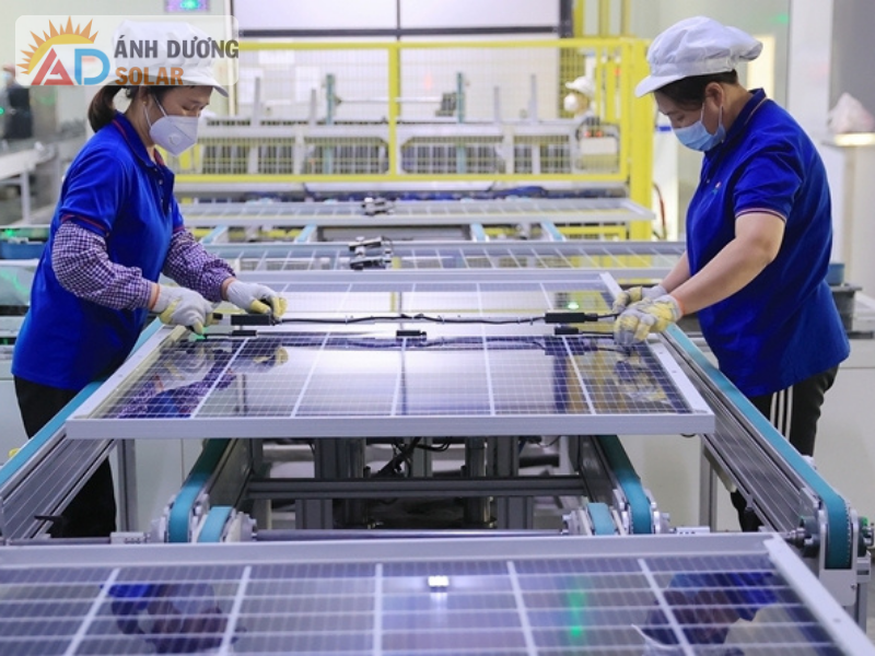 gia-pin-mat-troi-tang-dot-bien-3