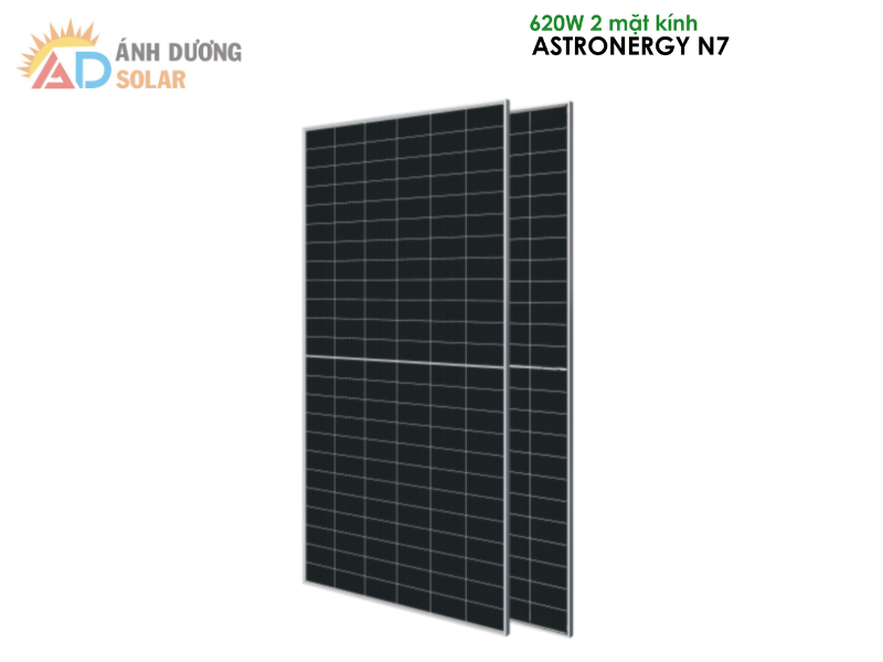 so-sanh-hi-mo-7-620w-va-astronergy-620w-1