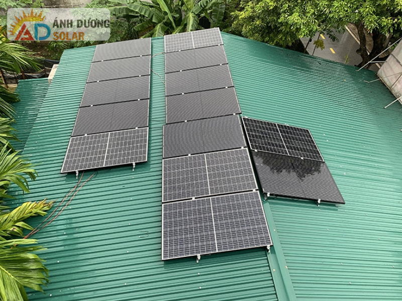 so-sanh-sunpower-645w-va-panasonic-620w-2