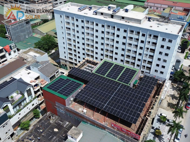 tuoi-tho-he-thong-dien-mat-troi-bao-lau-1